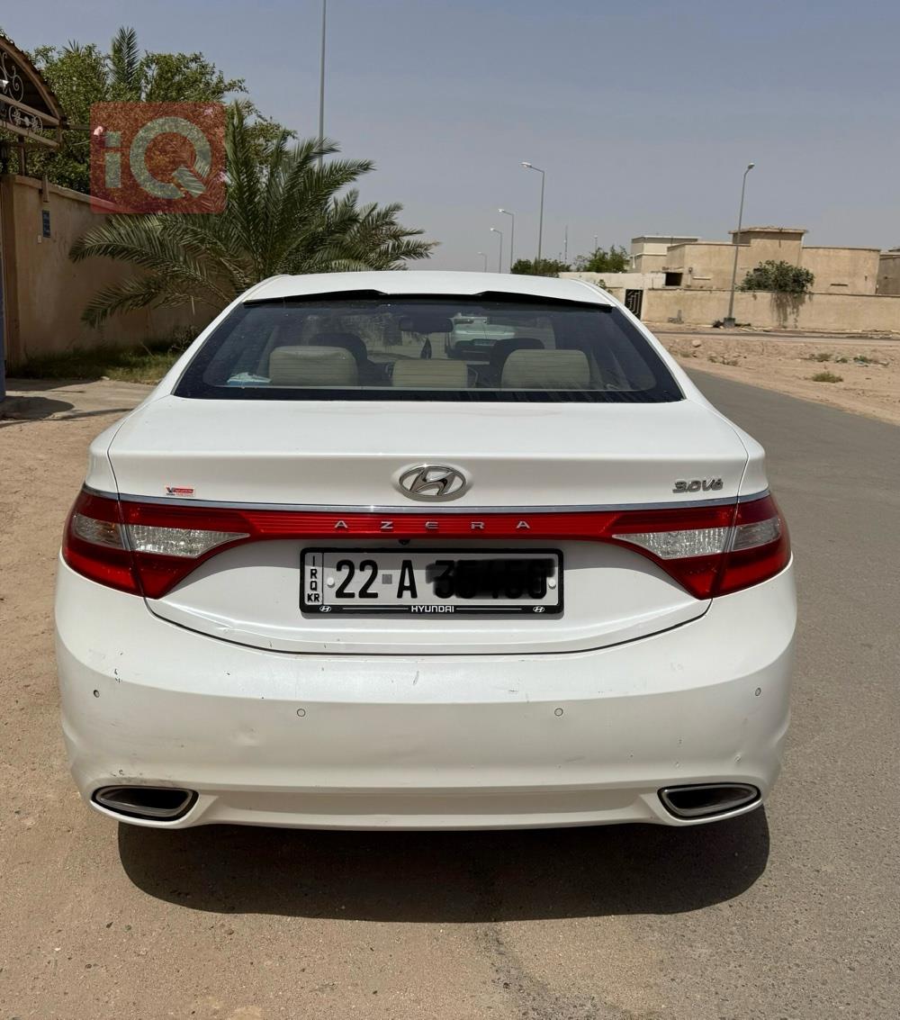هيونداي أزيرا